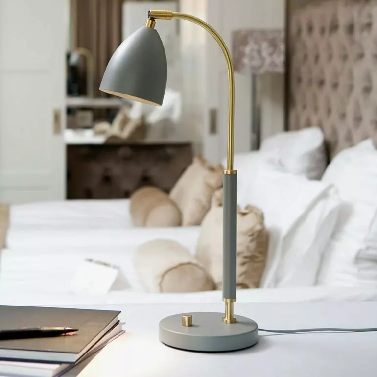 Belid Deluxe Table Lamp LED, White/ Brass 4 Belid Deluxe Table Lamp LED, White/ Brass - Afbeelding 2