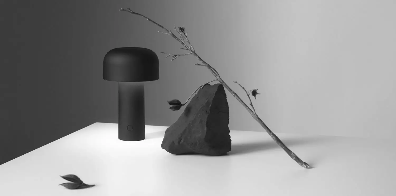 Flos Bellhop Tafellamp Draagbaar, Mat Zwart 7 Flos Bellhop Tafellamp Draagbaar, Mat Zwart - Afbeelding 5