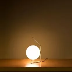 Flos IC Lights Tafel 1 Laag, Geborsteld Messing -Tafellampen Verkoopwinkel flos ic lights table 1 low 15