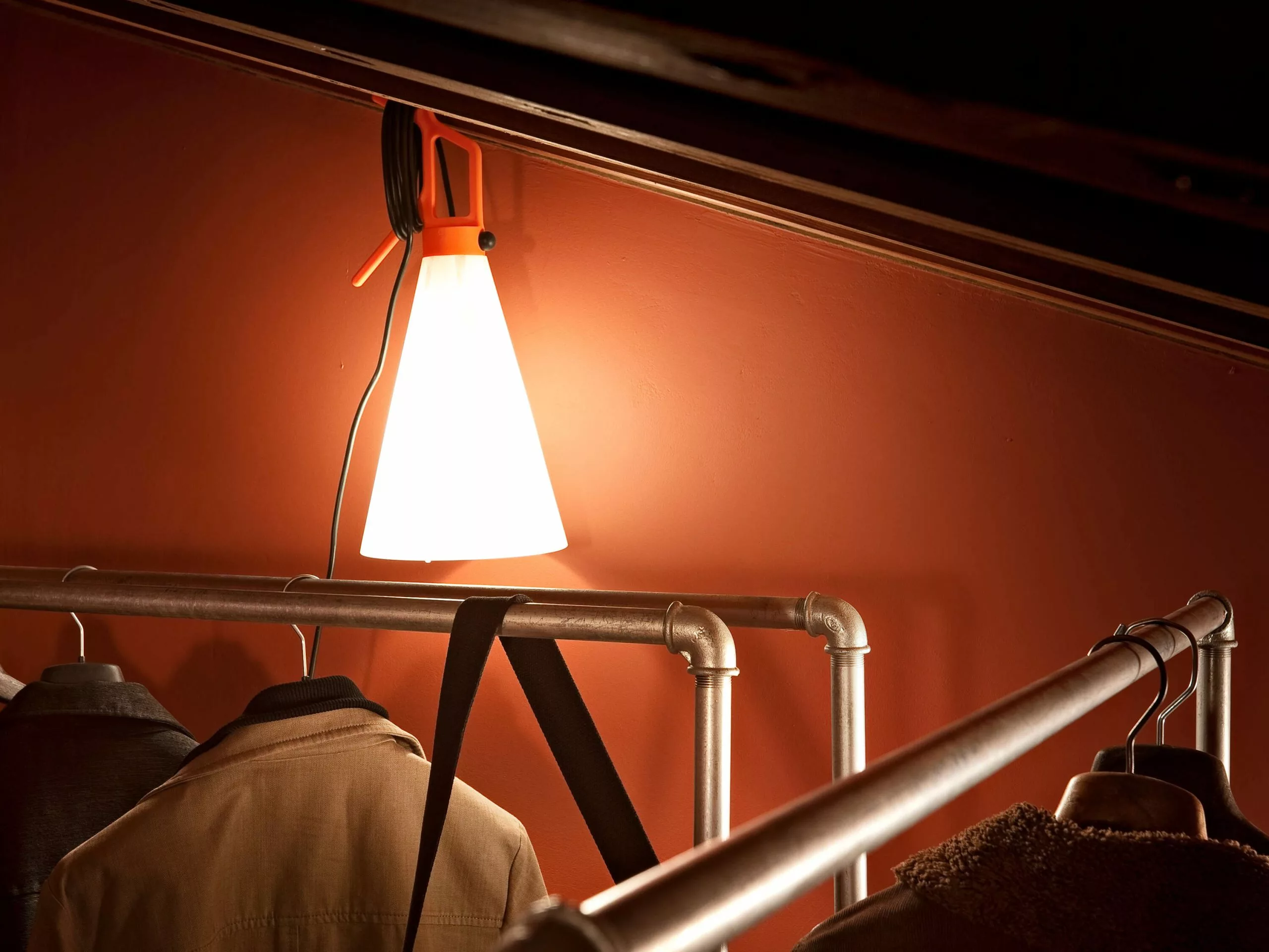 Flos Mayday Tafellamp, Oranje 6 Flos Mayday Tafellamp, Oranje - Afbeelding 4