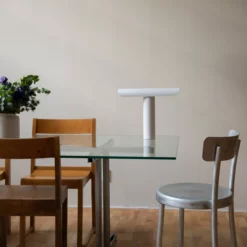 Frama T-Lamp Tafellamp, Wit -Tafellampen Verkoopwinkel frama t lamp tafellamp 17 scaled