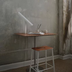 Frama T-Lamp Tafellamp, Wit -Tafellampen Verkoopwinkel frama t lamp tafellamp 19 scaled