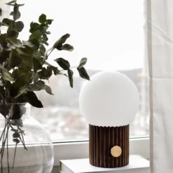 Globen Lighting Hubble Tafellamp 15 Cm, Walnoot -Tafellampen Verkoopwinkel globen lighting hubble tafellamp 15 cm 13