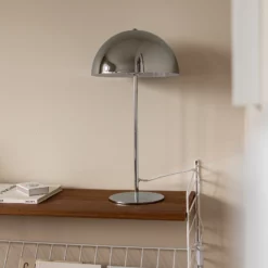 Globen Lighting Icon 25 Tafellamp, Chroom -Tafellampen Verkoopwinkel globen lighting icon 25 tafellamp chroom 0