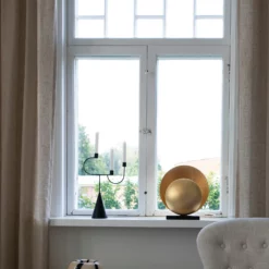 Globen Lighting Orbit Tafellamp, Messing -Tafellampen Verkoopwinkel globen lighting orbit tafellamp 1