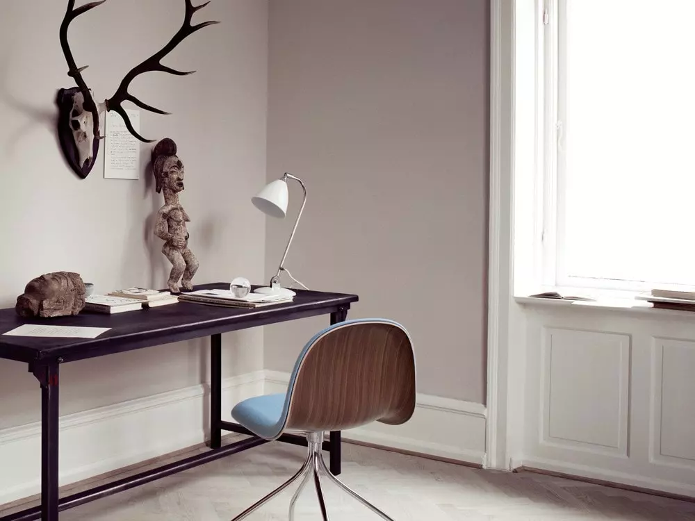 Gubi Bestlite BL2 Table Lamp, Brass/Black 7 Gubi Bestlite BL2 Table Lamp, Brass/Black - Afbeelding 5