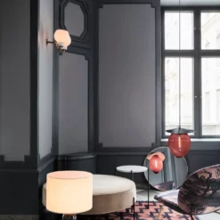 Gubi Gravity Tafellamp Groot, Wit Marmer / Canvas 11 Gubi Gravity Tafellamp Groot, Wit Marmer / Canvas -Tafellampen Verkoopwinkel gubi gravity tafellamp groot 1