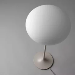 Gubi Stemlite Tafellamp H70, Pebble Grey EU -Tafellampen Verkoopwinkel gubi stemlite table lamp h70 eu 14