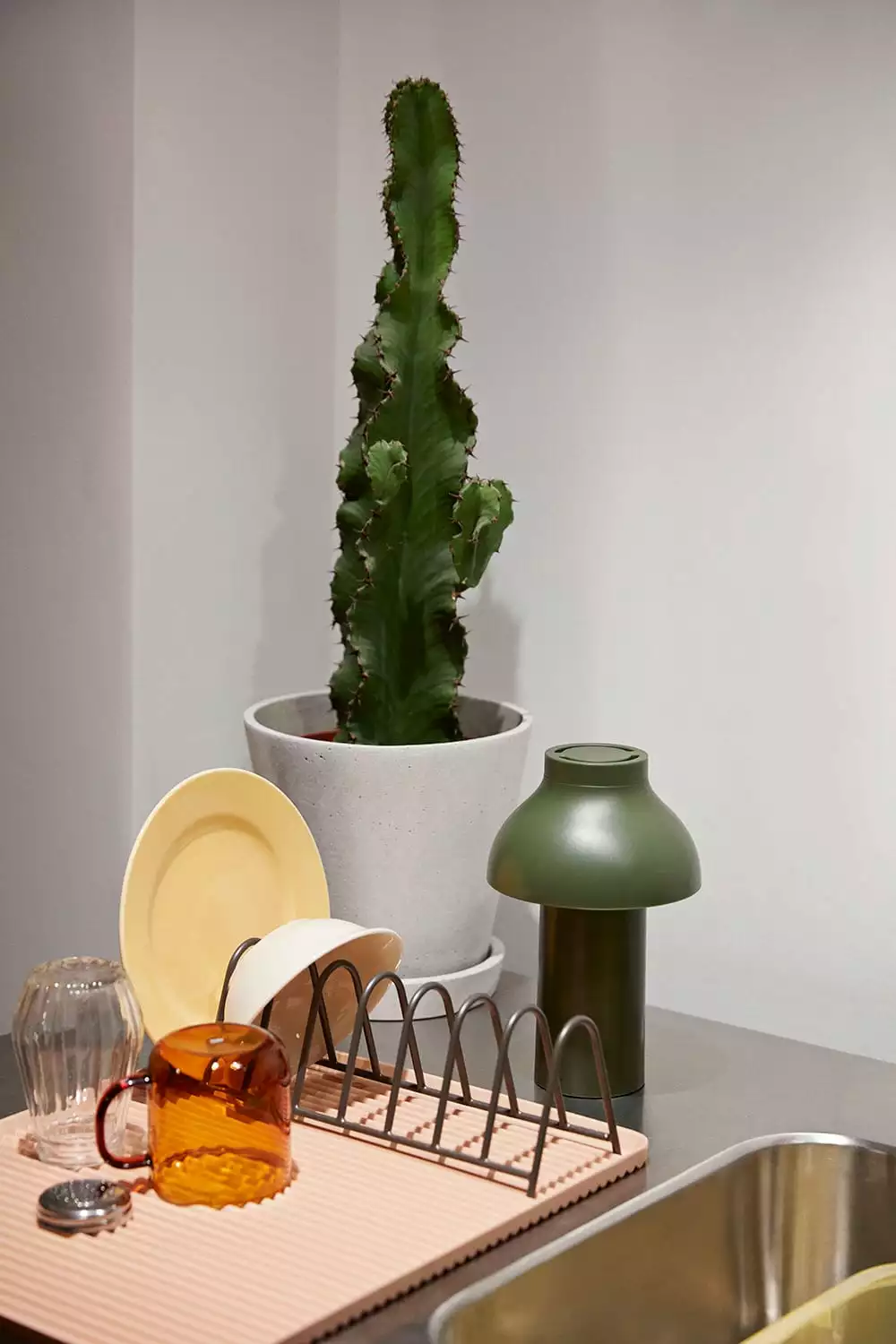 Hay Pc Portable Table Lamp, Olive 4 Hay Pc Portable Table Lamp, Olive - Afbeelding 2