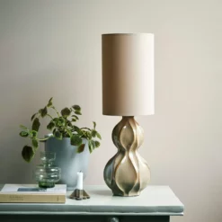 House Doctor Woma Tafellamp 22x49 Cm, Zand -Tafellampen Verkoopwinkel house doctor woma tafellamp 22x49 cm zand 0