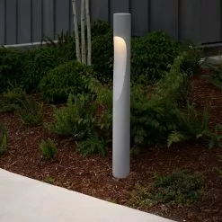 Louis Poulsen Flindt Garden Bolderlamp Lang Aluminium Grondpen Zonder Adapter, 2700K -Tafellampen Verkoopwinkel louis poulsen flindt garden bolderlamp lang aluminium grondpen zonder adapter 1