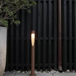 Louis Poulsen Flindt Garden Meerpaal Lang Corten Bolder Zonder Adapter, 2700K -Tafellampen Verkoopwinkel louis poulsen flindt garden meerpaal lang corten bolder zonder adapter 9