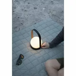 Menu Carrie Lamp, Geborsteld Messing -Tafellampen Verkoopwinkel menu carrie lamp 24