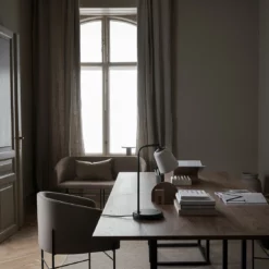 New Works Material Table Lamp, Dark Gray Concrete -Tafellampen Verkoopwinkel new works material tafellamp 19 1